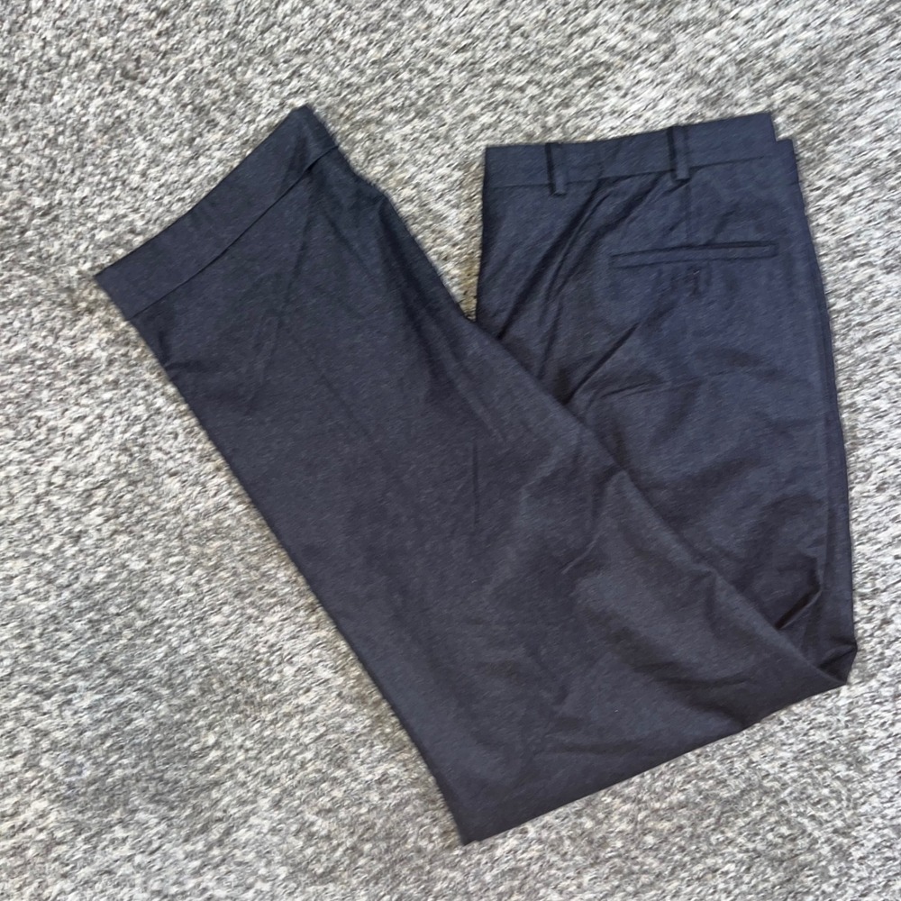 Samuelsohn Vintage Mens 38x32 Super 120s Wool Pleated Cuffed Trousers Charcoal